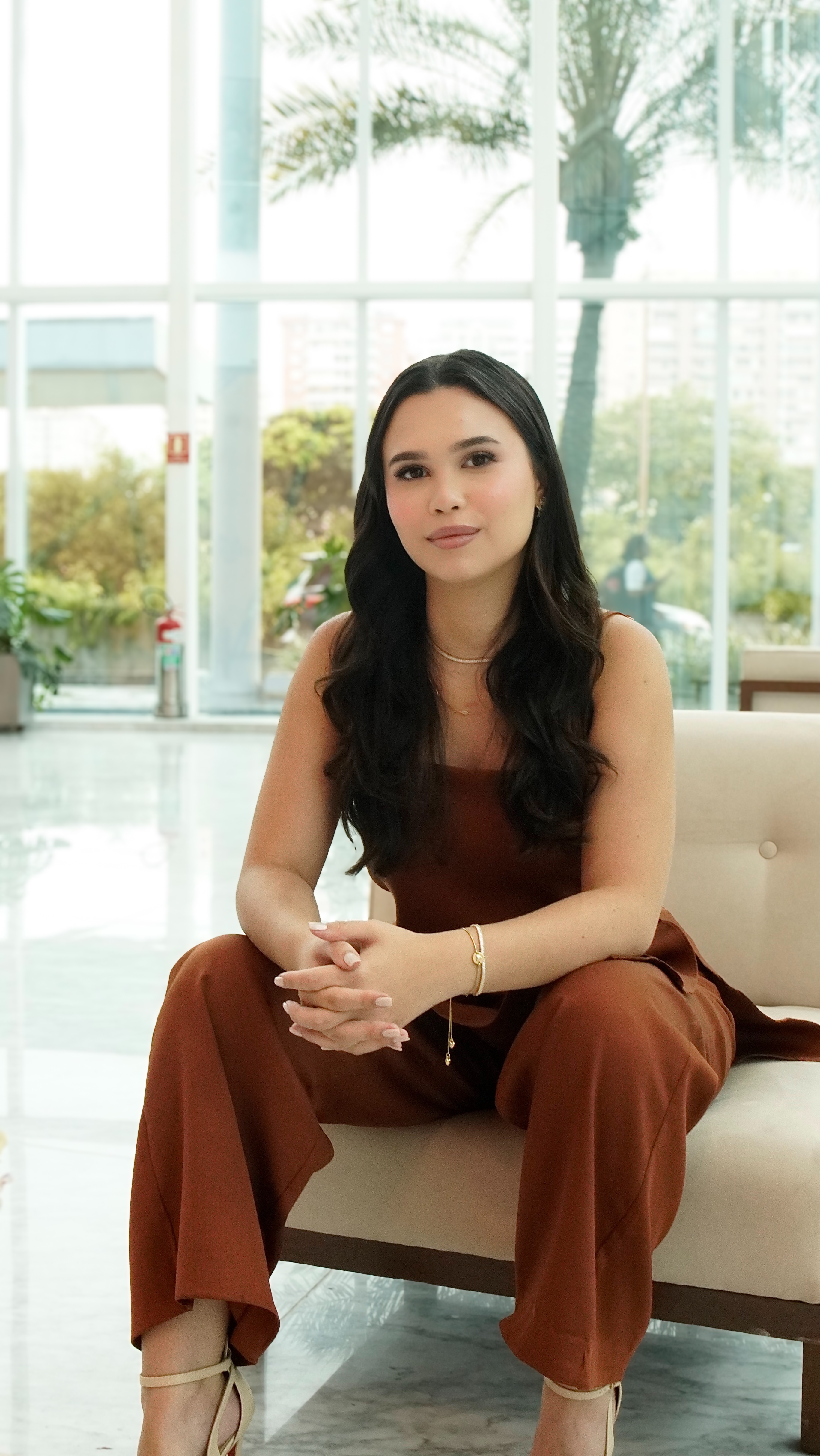 Julia Lopez em consulta